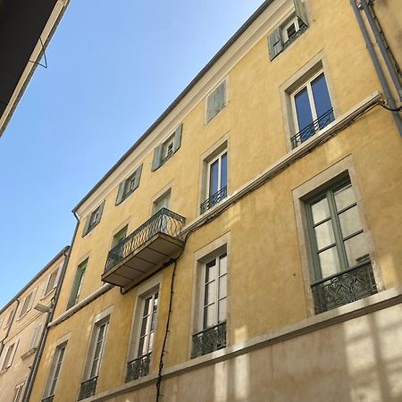 La Halte Des Arenes De Nimes Emeraude, Havre De Paix En Ville Buitenkant foto