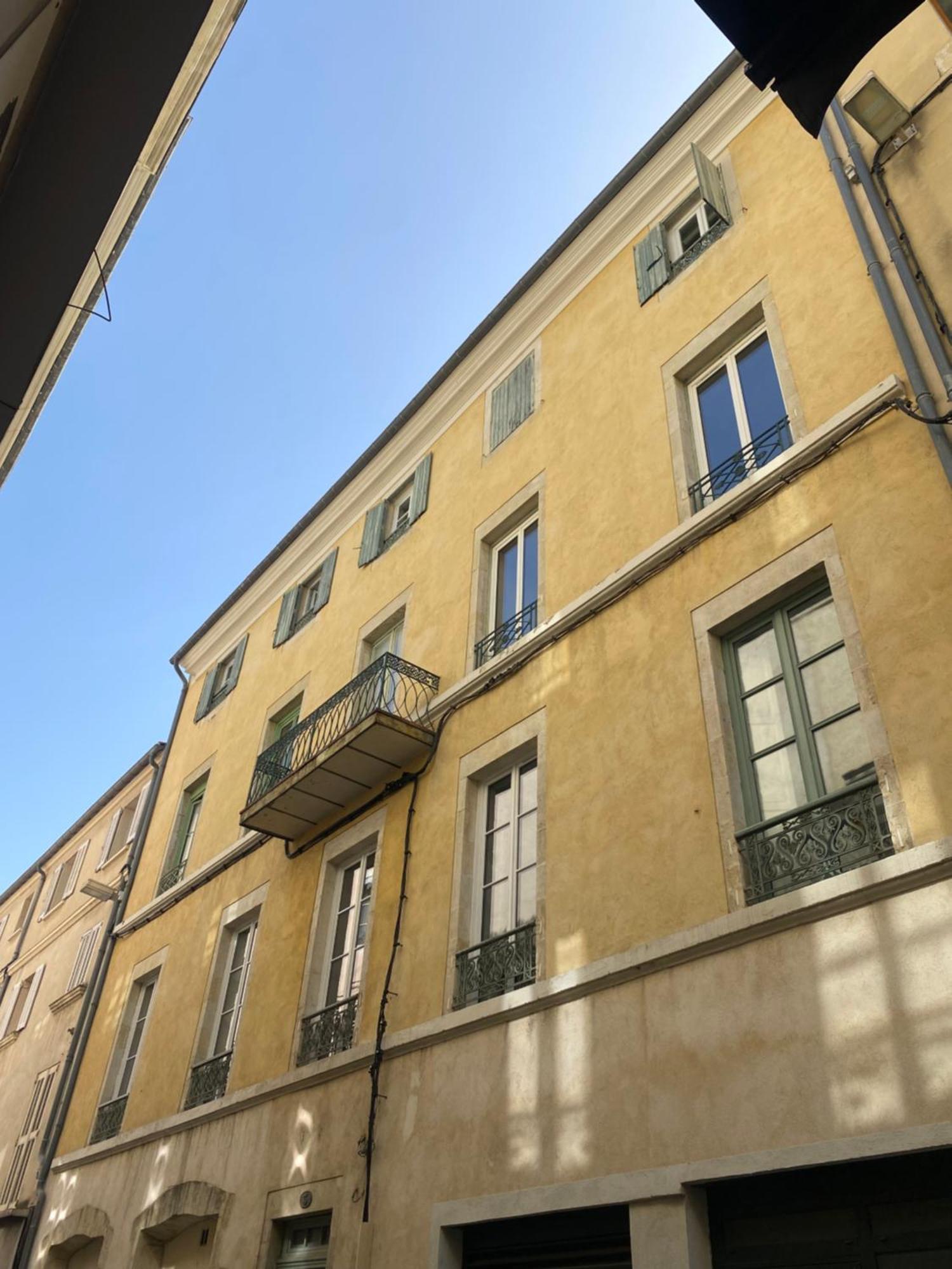 La Halte Des Arenes De Nimes Emeraude, Havre De Paix En Ville Buitenkant foto